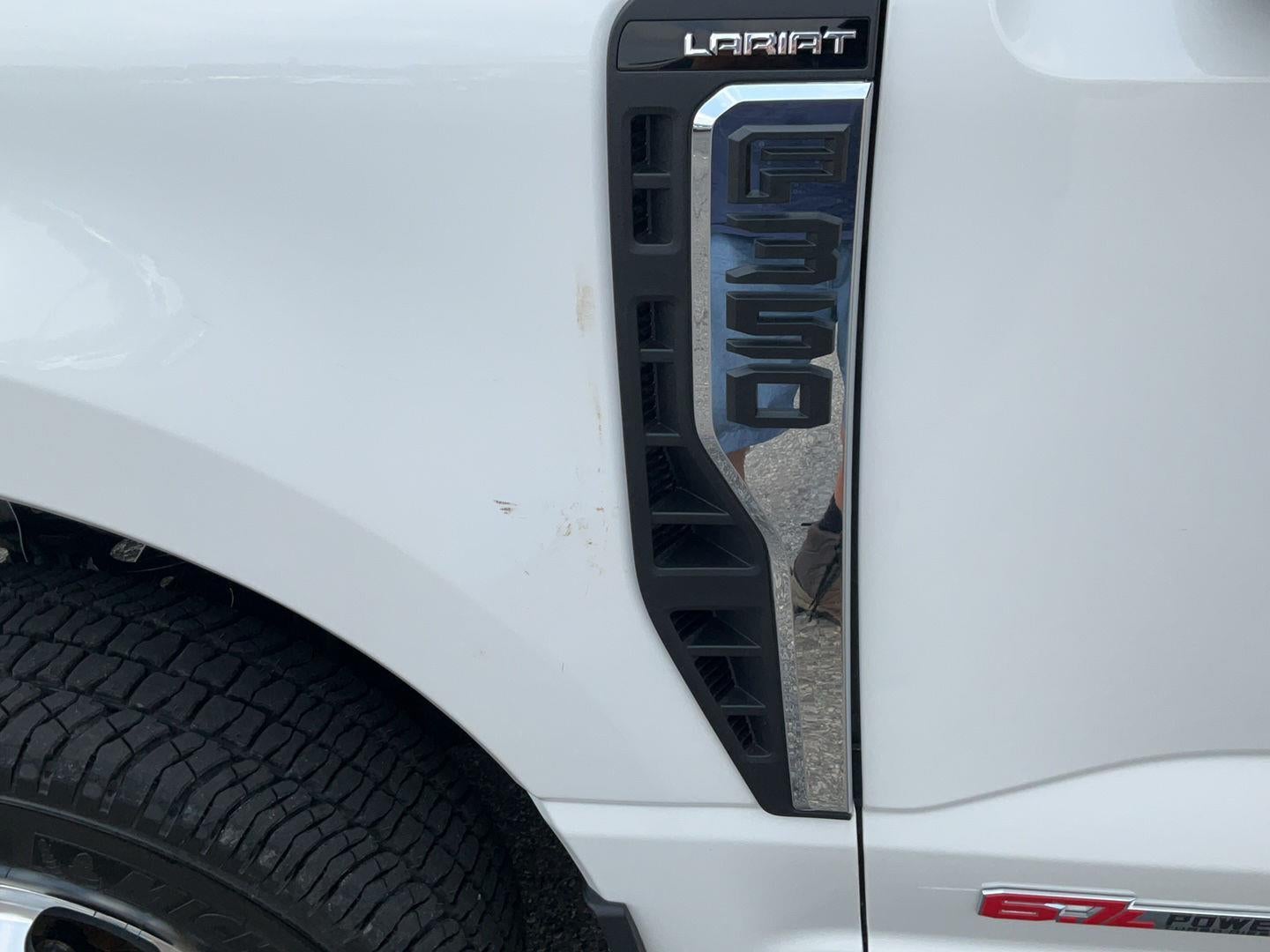 2026 Ford Super Duty F-350 DRW Lariat