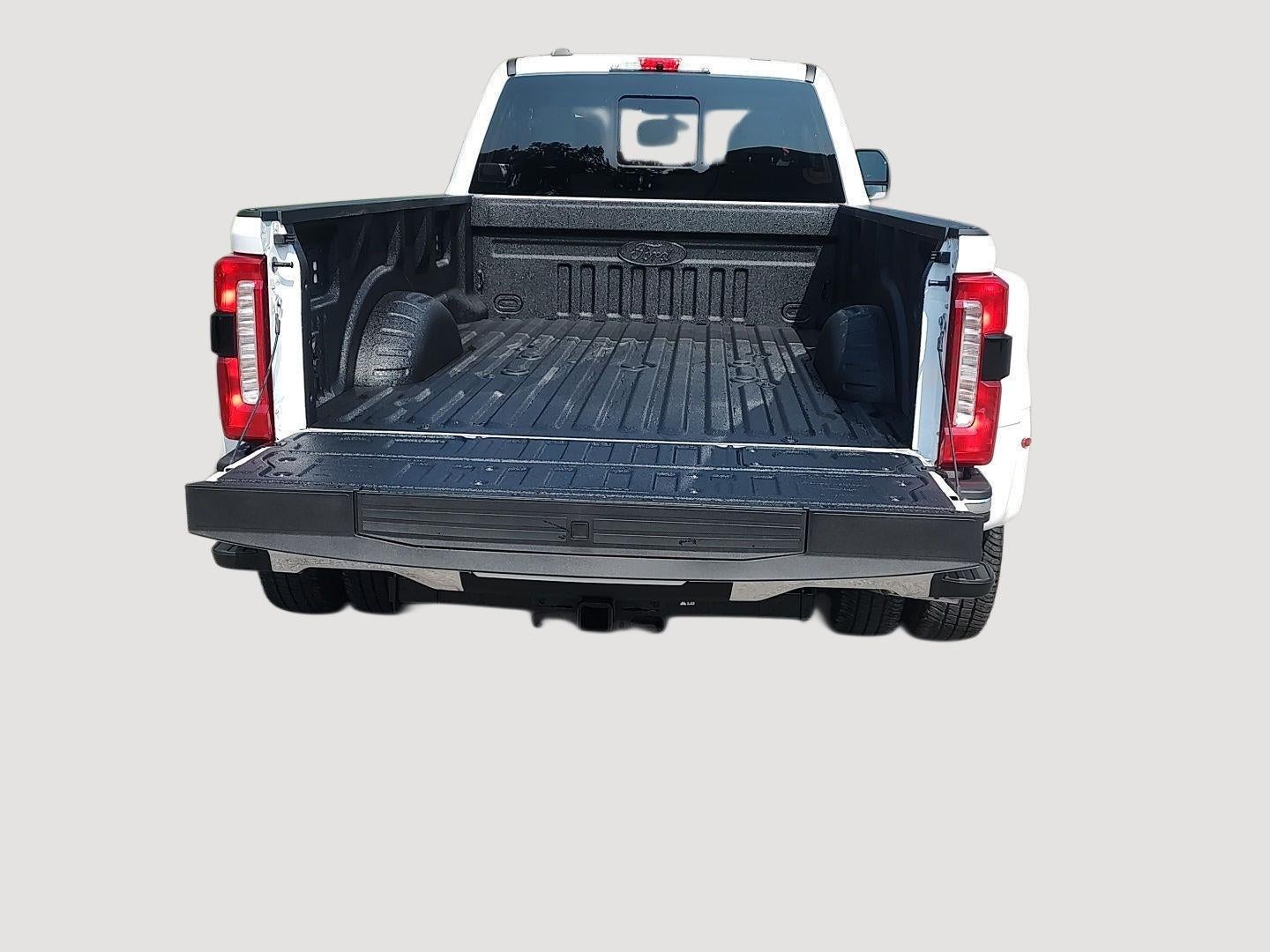 2026 Ford Super Duty F-350 Drw XLT