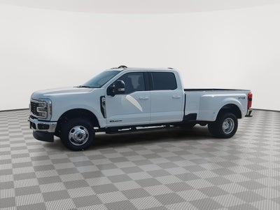 2026 Ford Super Duty F-350 Drw XLT