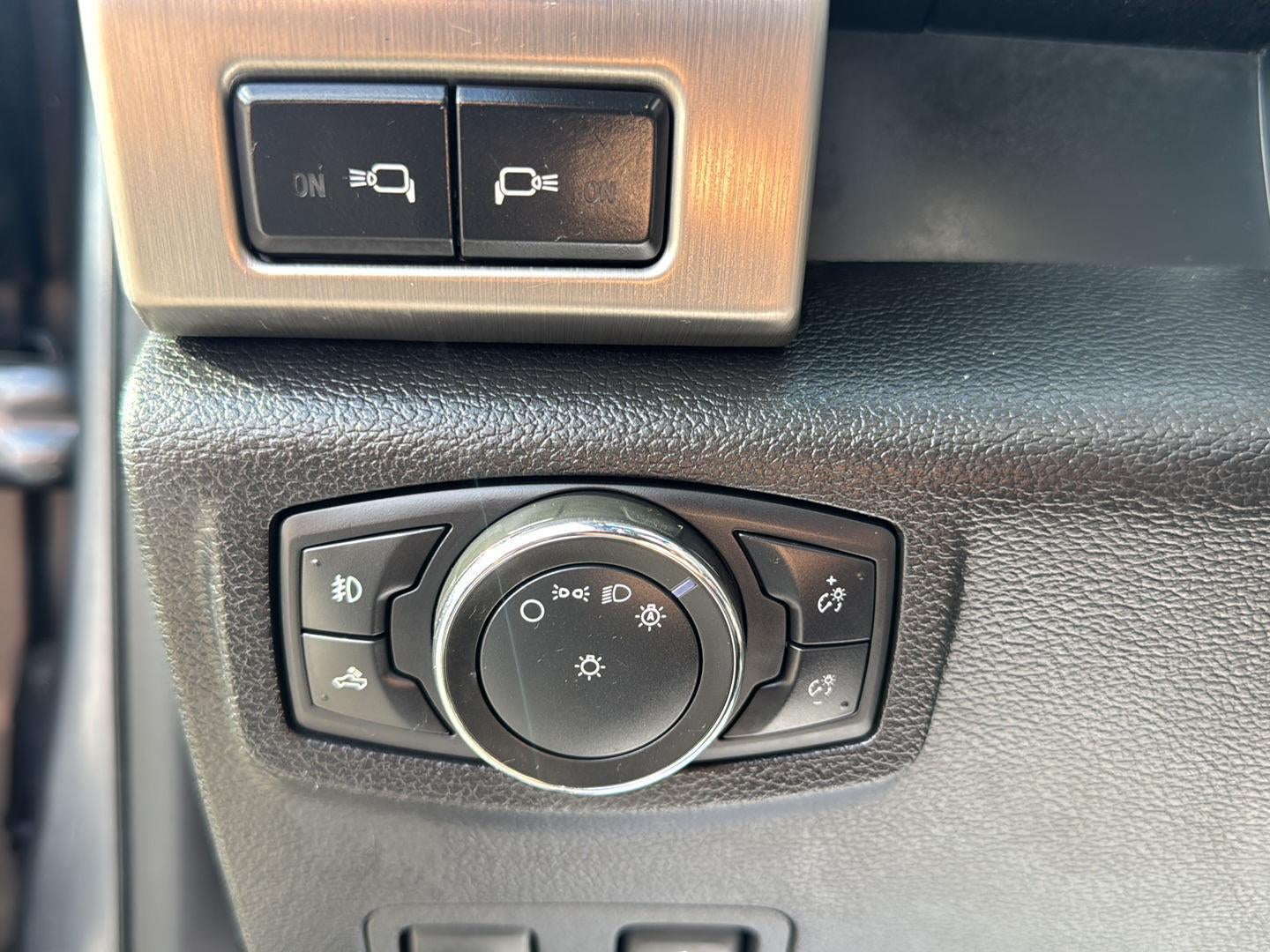 2021 Ford Super Duty F-350 DRW Platinum