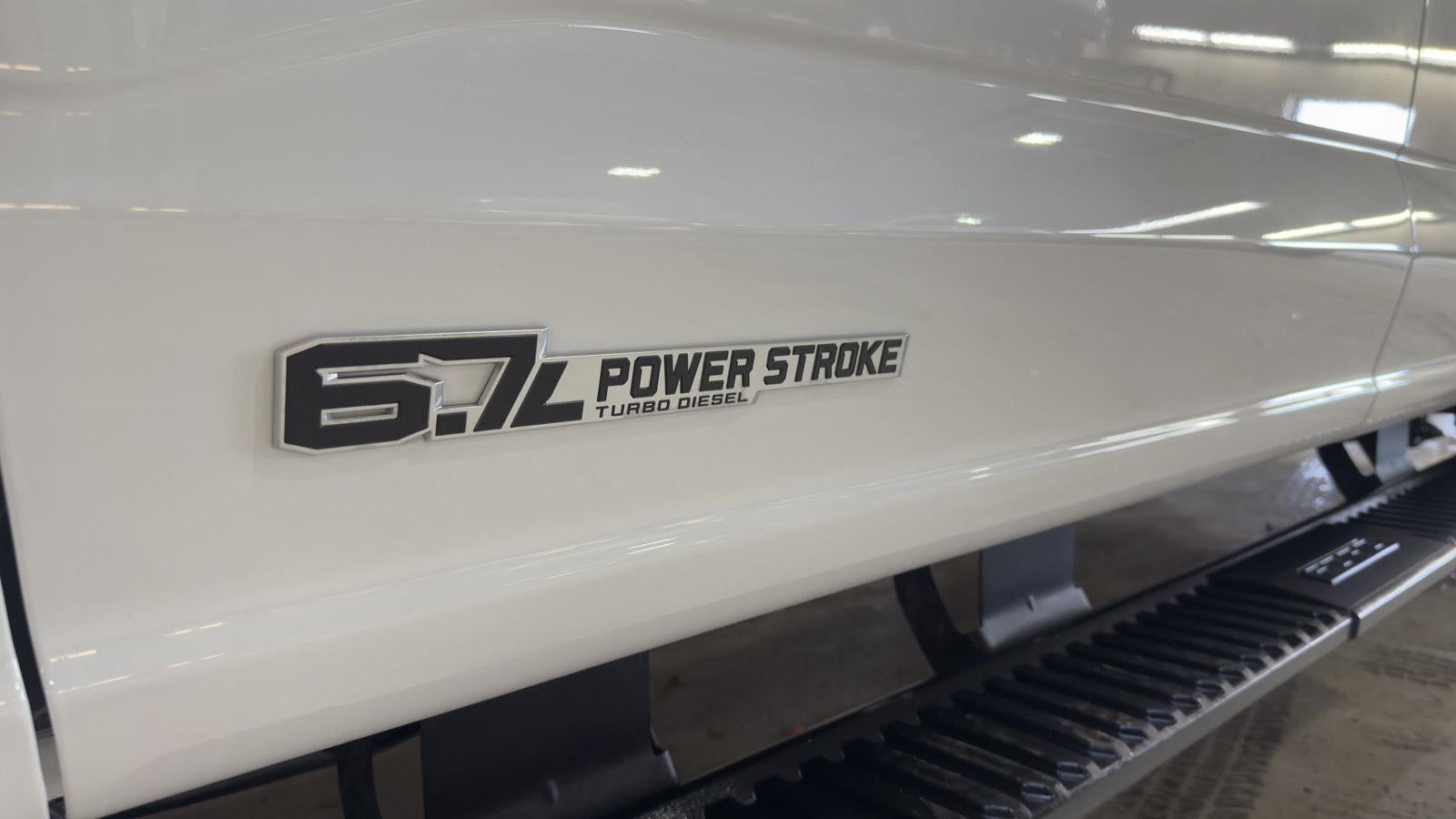 2026 Ford Super Duty F-350 DRW XLT