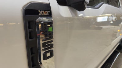 2026 Ford Super Duty F-350 DRW XLT
