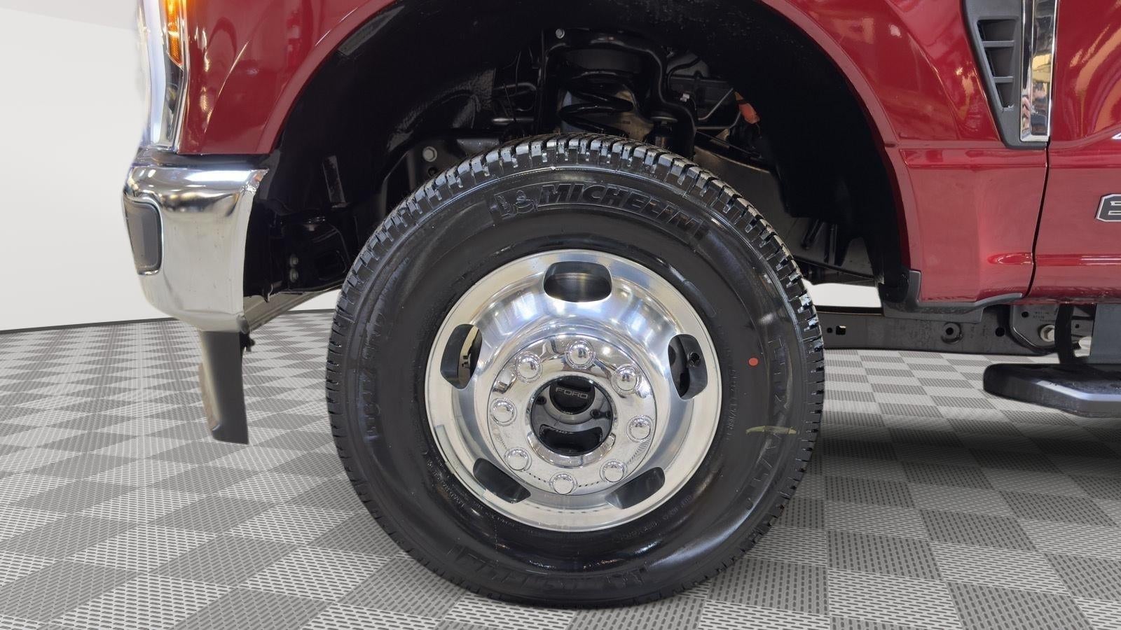 2026 Ford Super Duty F-350 DRW XLT