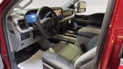 2026 Ford Super Duty F-350 DRW XLT