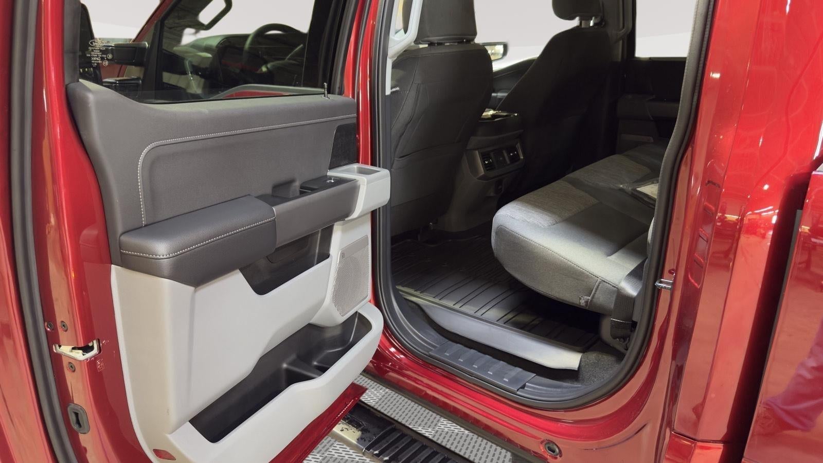 2026 Ford Super Duty F-350 DRW XLT