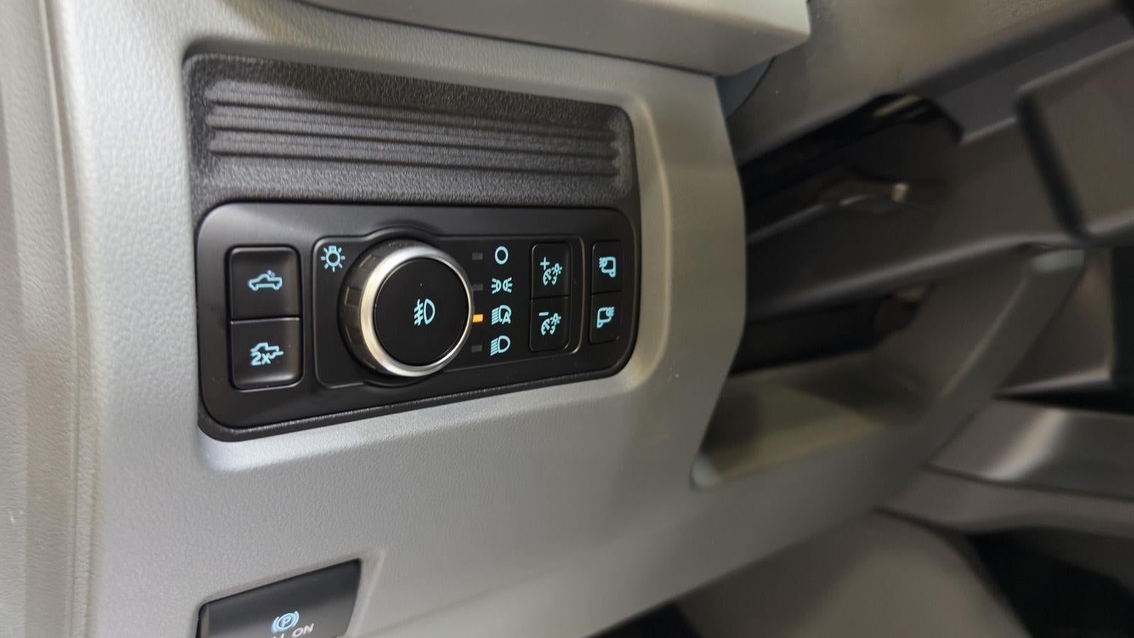 2026 Ford Super Duty F-350 DRW XLT