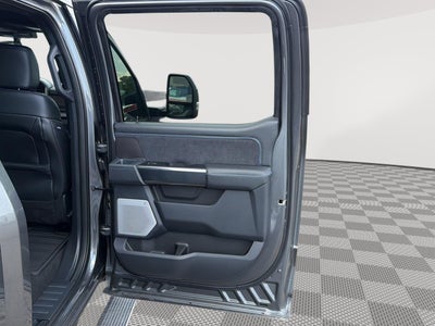 2026 Ford Super Duty F-450 Drw Platinum