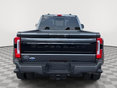 2026 Ford Super Duty F-450 Drw Platinum