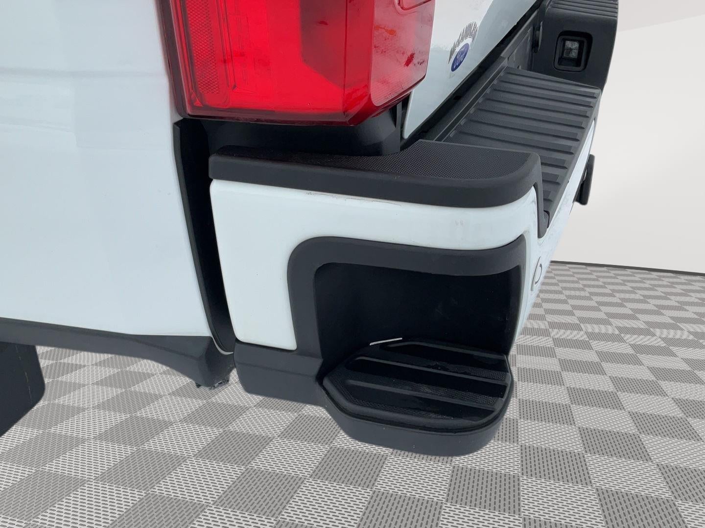 2023 Ford Super Duty F-350 SRW XLT