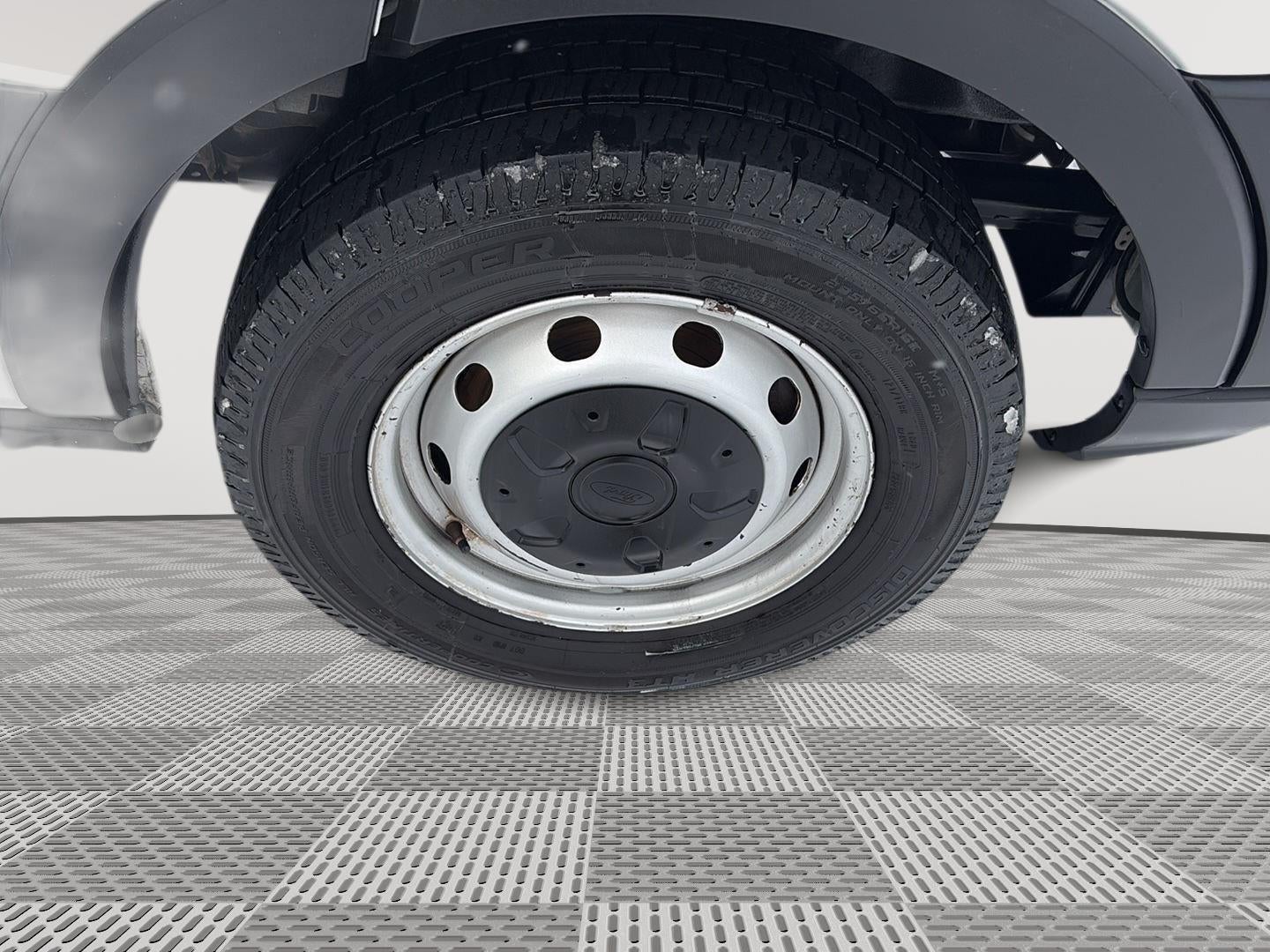 2019 Ford Transit Van 148 WB Medium Roof Cargo