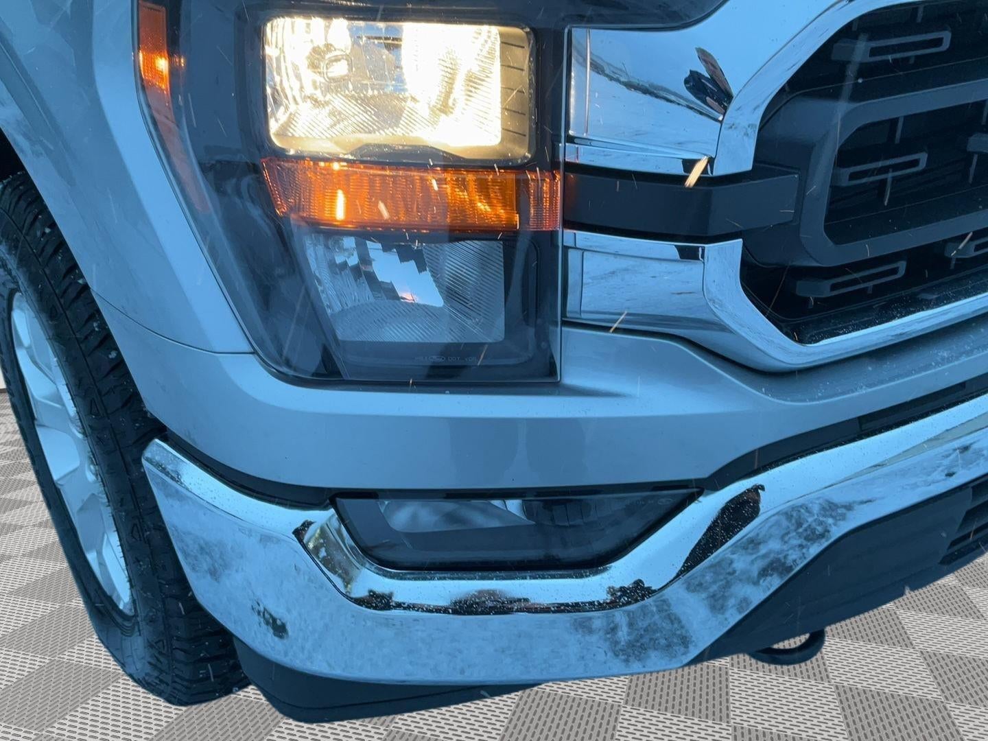 2023 Ford F150 SUPER Base