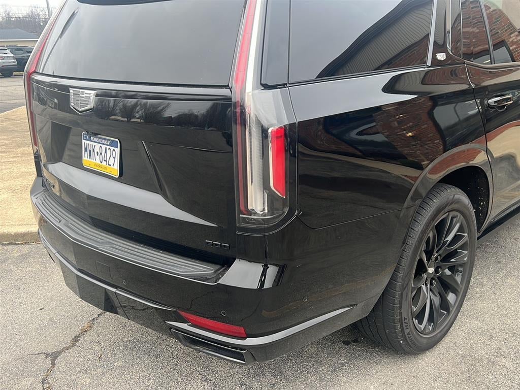 2022 Cadillac Escalade Sport