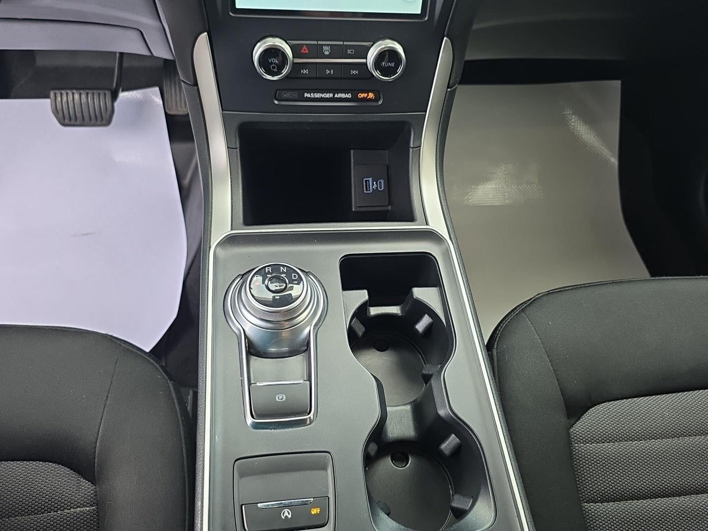 2022 Ford Edge SE