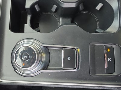 2022 Ford Edge SE