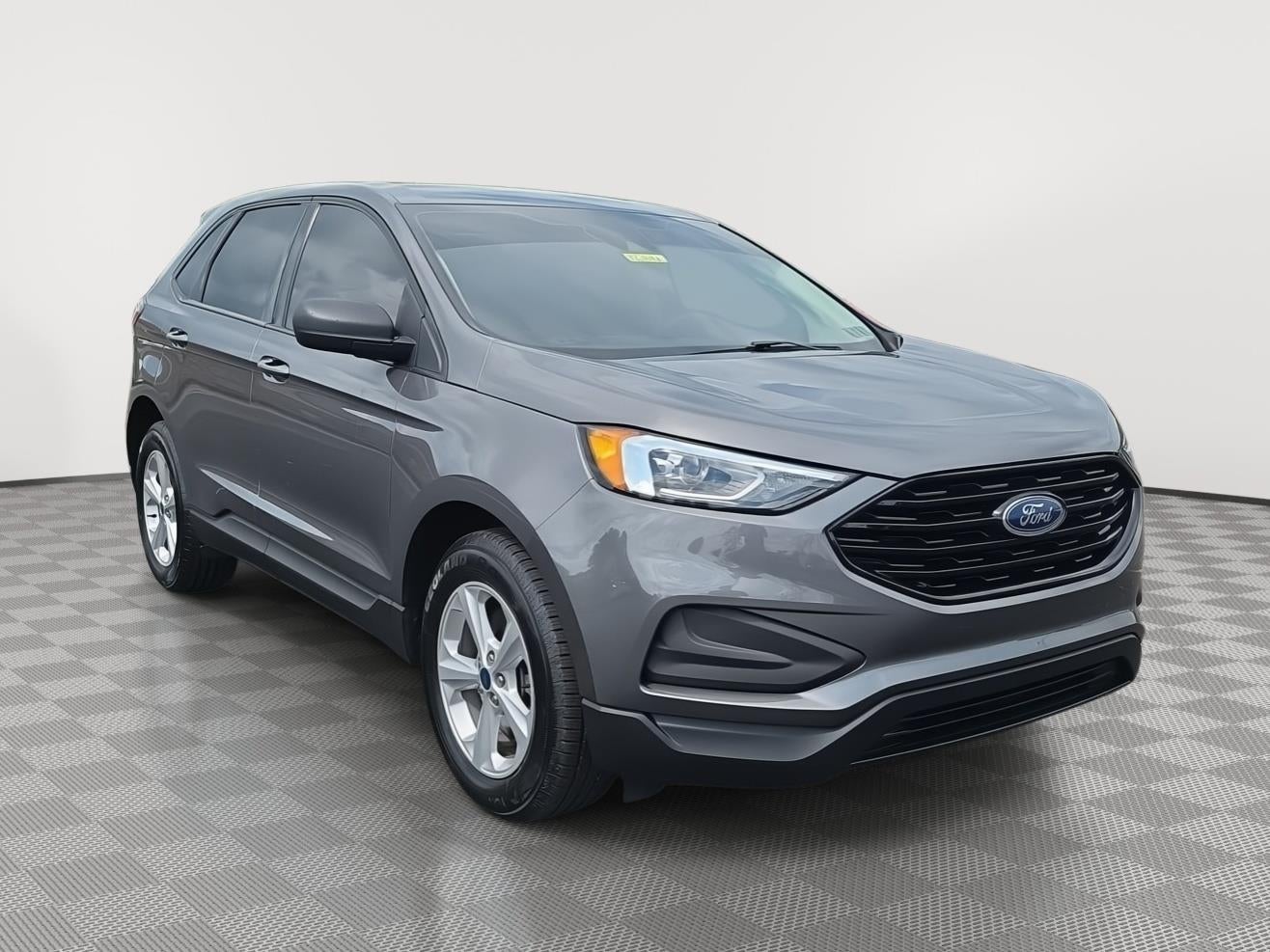 2022 Ford Edge SE