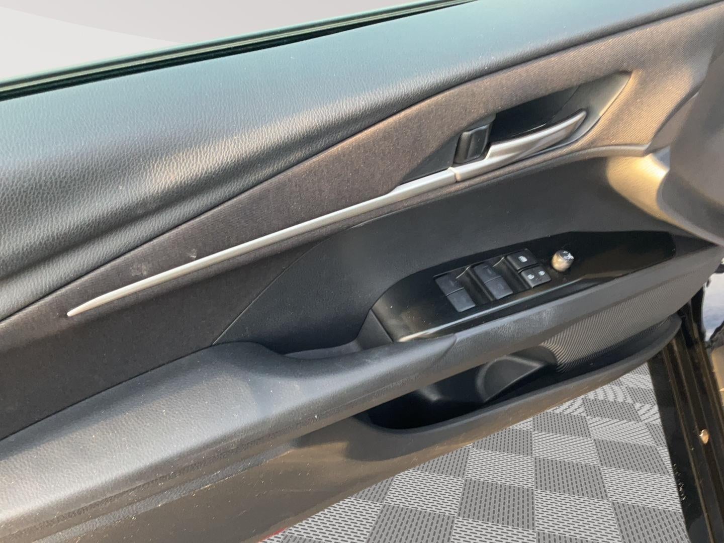 2026 Toyota CAMRY XSE/ Base