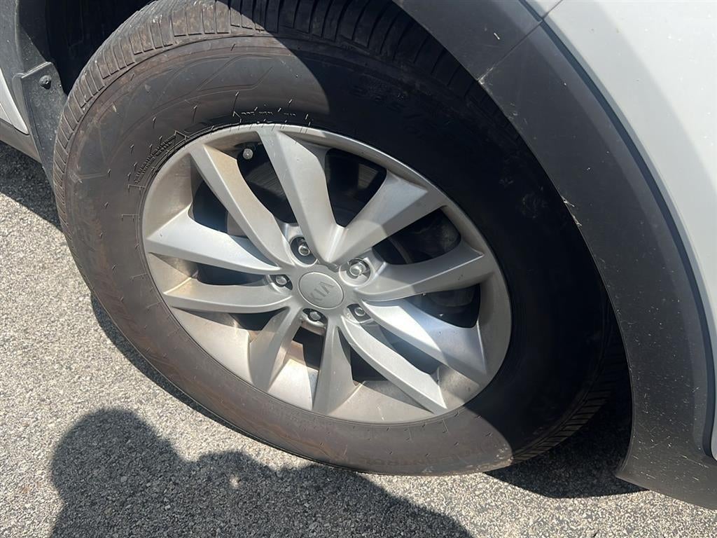 2018 Kia Sorento LX