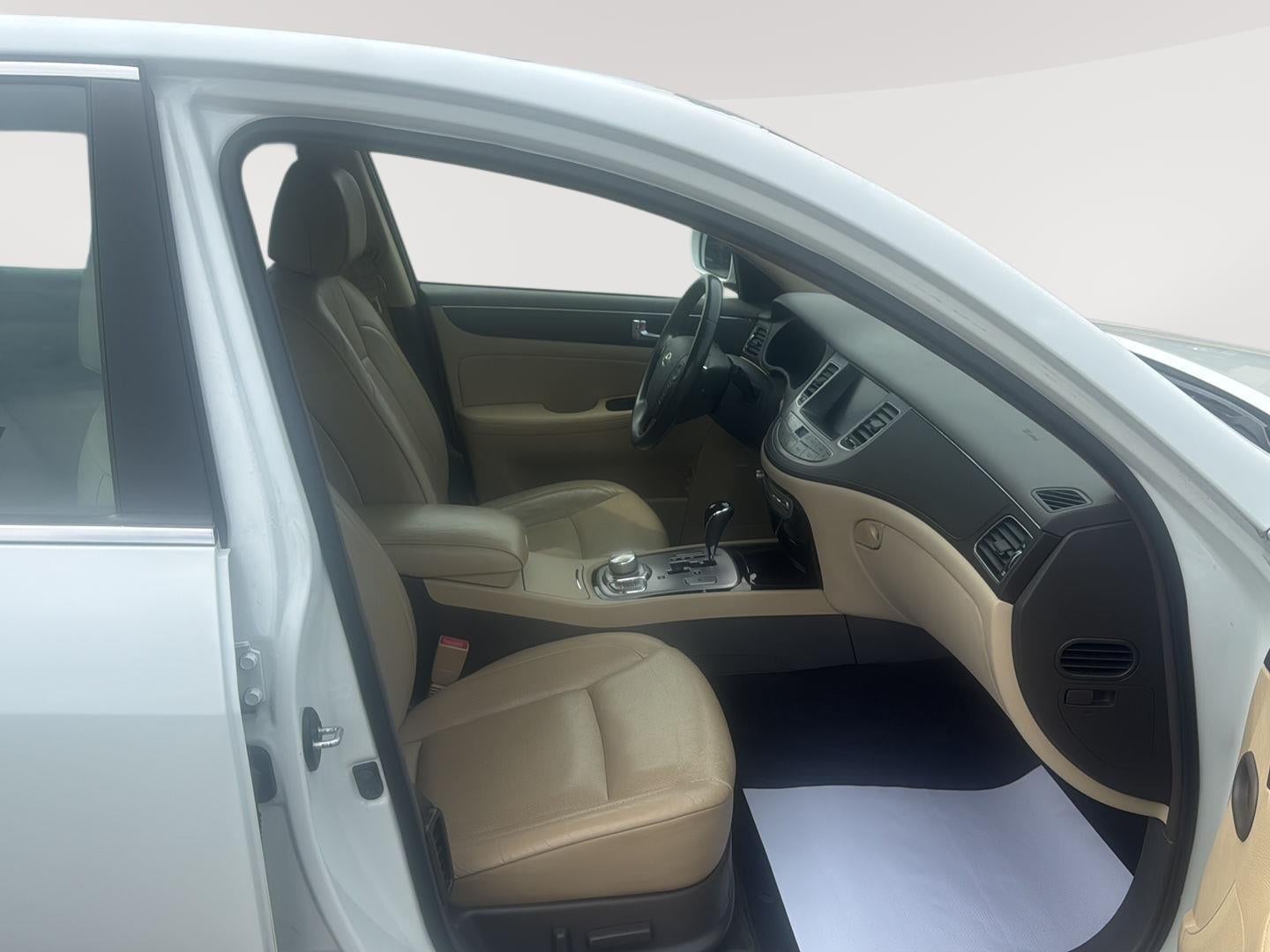 2009 Hyundai Genesis 3.8