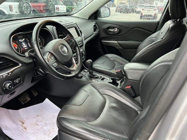 2021 Jeep Cherokee Latitude Lux