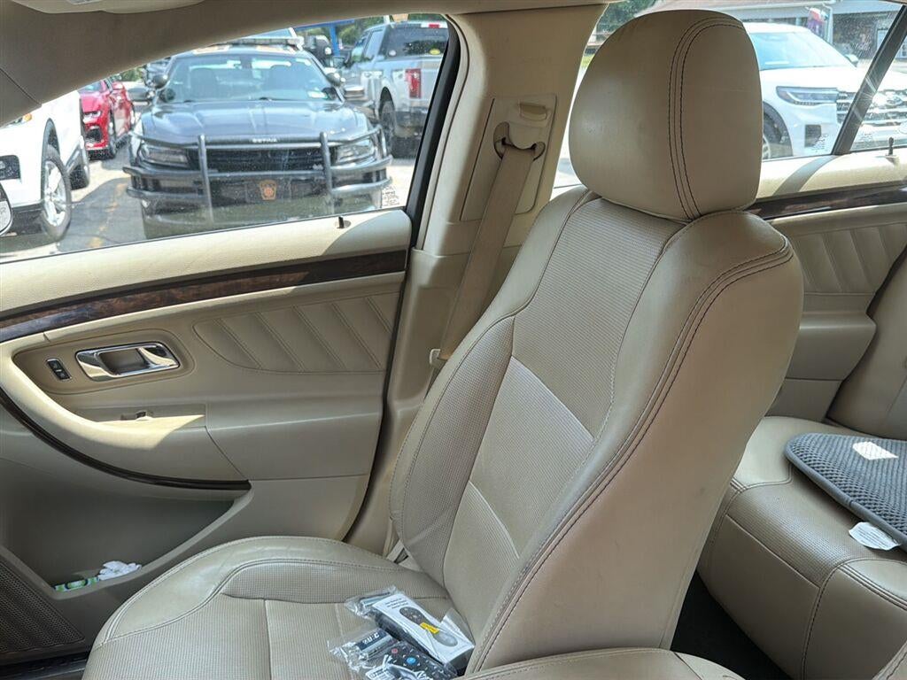 2014 Ford Taurus Limited
