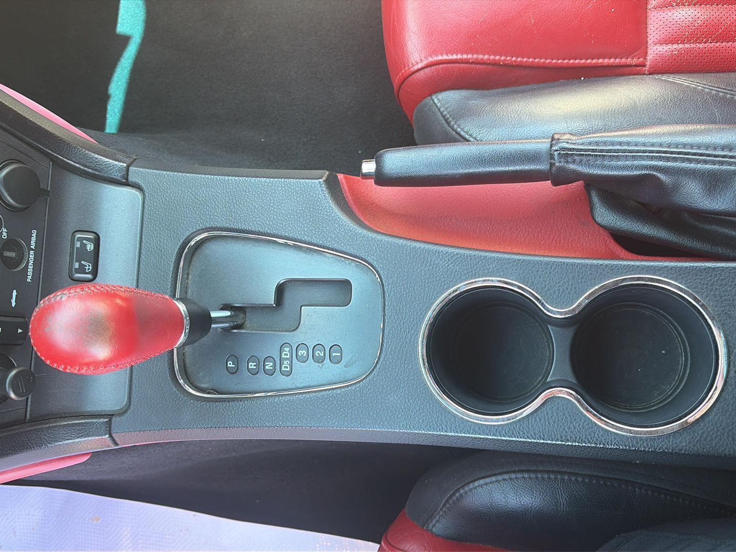 2005 Ford Thunderbird Base