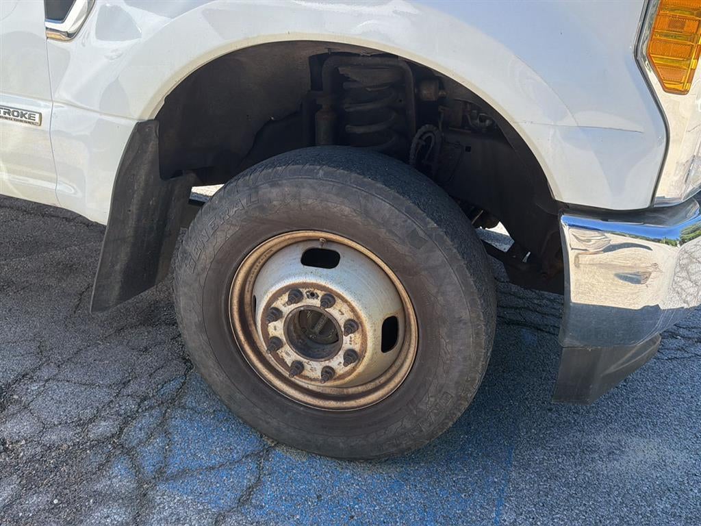 2017 Ford Super Duty F-350 DRW XLT