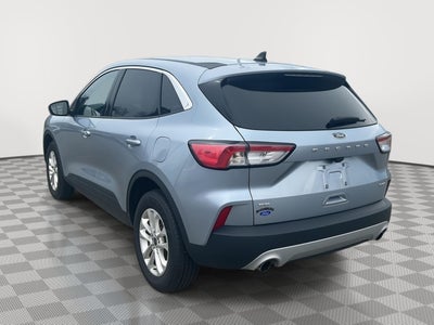 2022 Ford ESCAPE SE Base