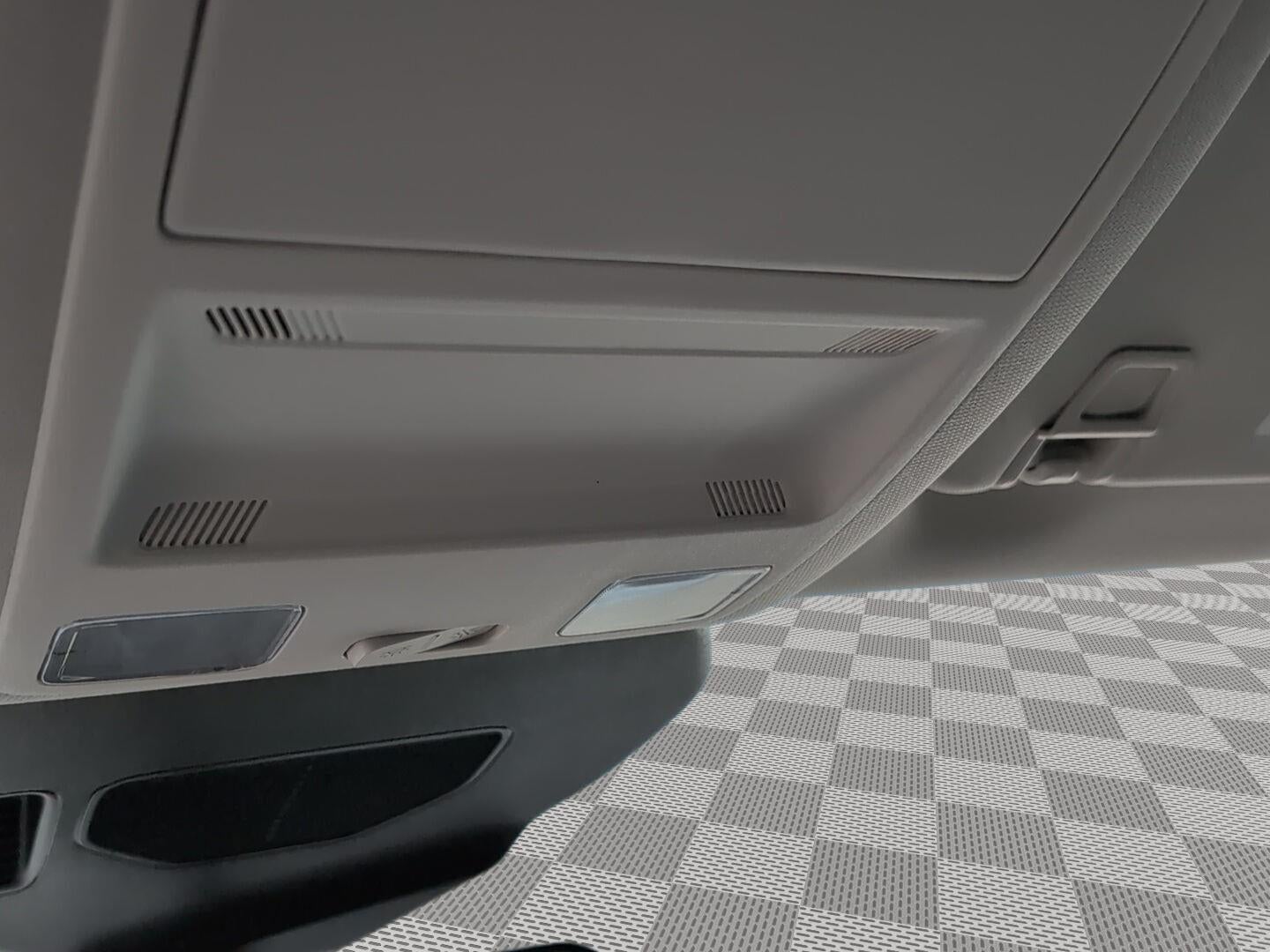 2022 Ford ESCAPE SE Base