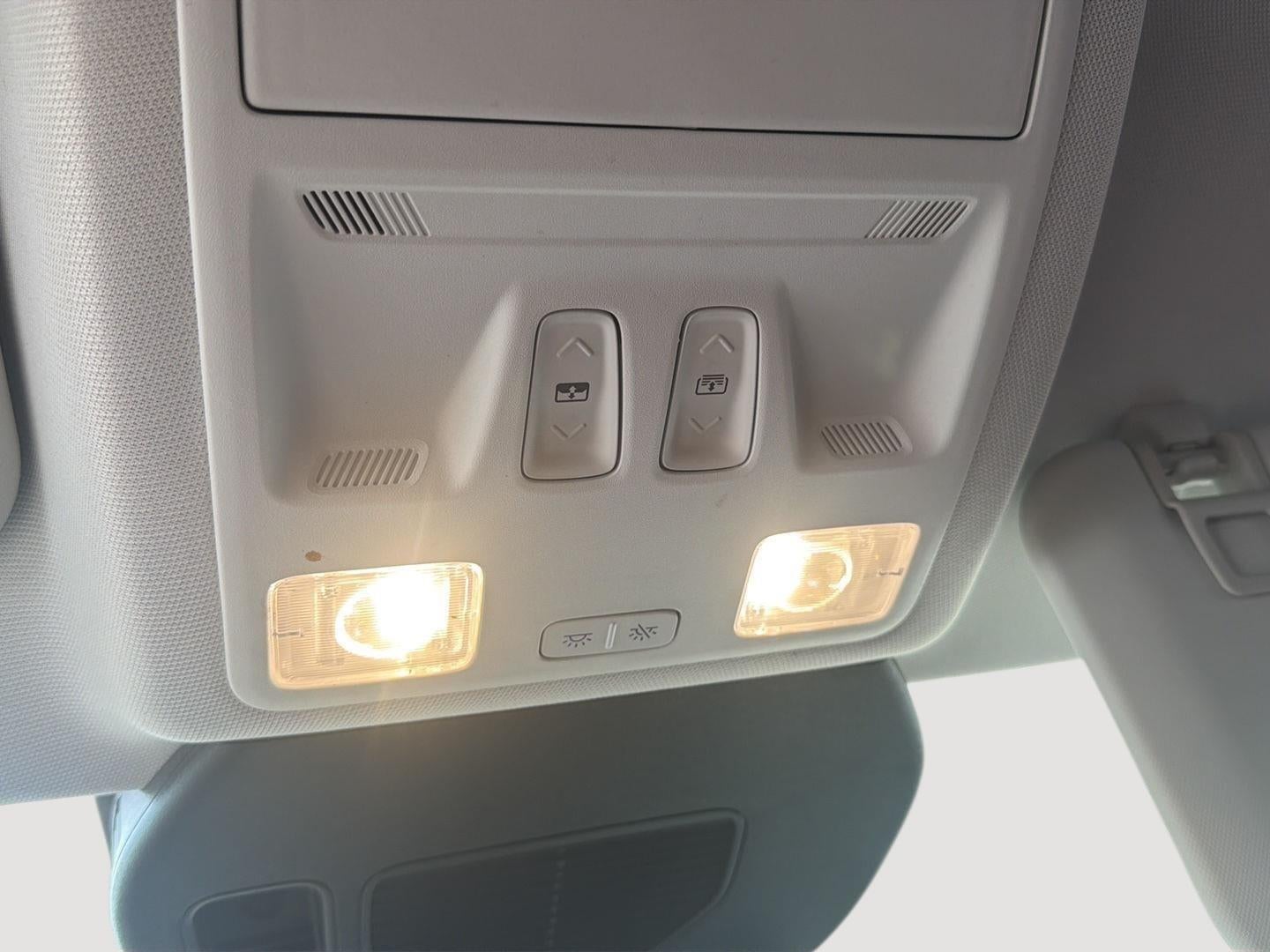 2022 Ford ESCAPE SEL Base