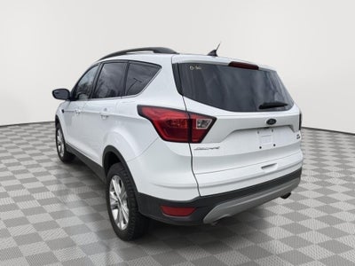 2019 Ford ESCAPE SEL Base