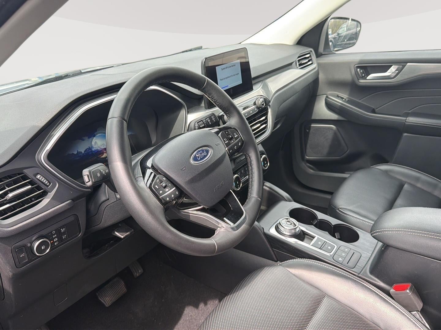 2022 Ford Escape Titanium