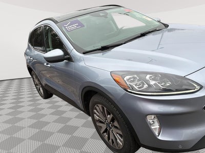 2022 Ford ESCAPE TIT Base