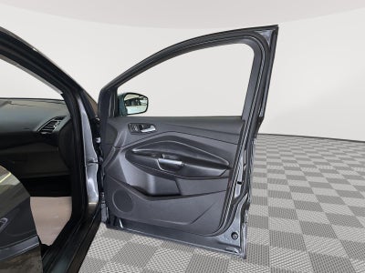 2019 Ford Escape Tit Base