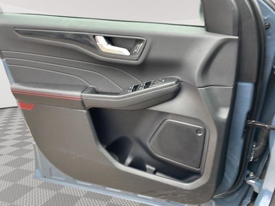 2025 Ford ESCAPE ST Base