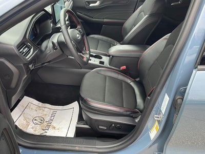 2025 Ford ESCAPE ST Base