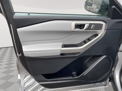 2023 Ford EXPLORER X Base