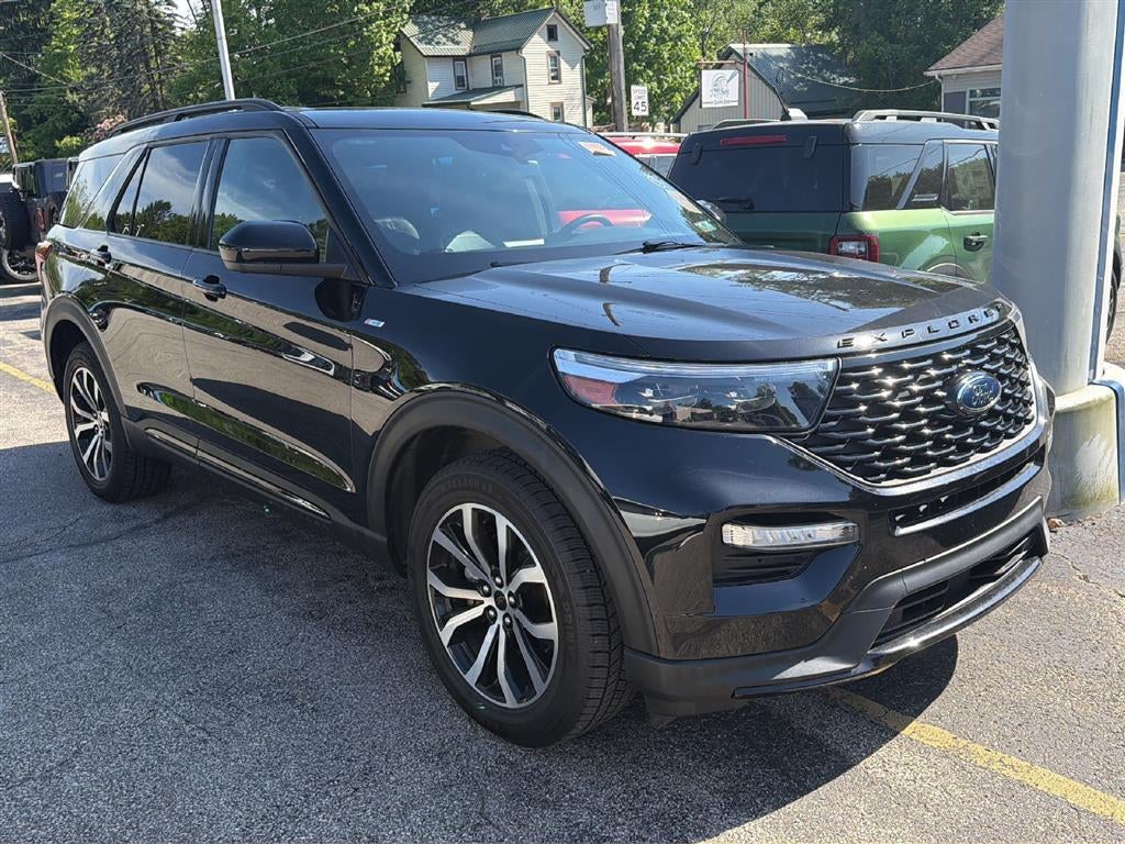 2023 Ford Explorer ST-Line