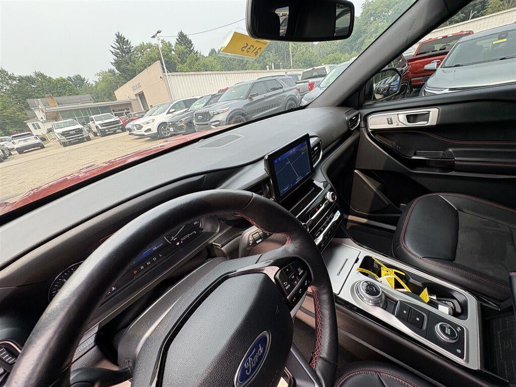 2023 Ford EXPLORER S Base