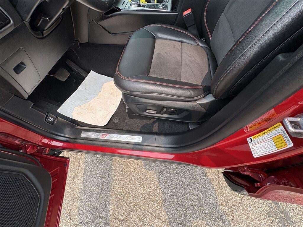 2023 Ford EXPLORER S Base