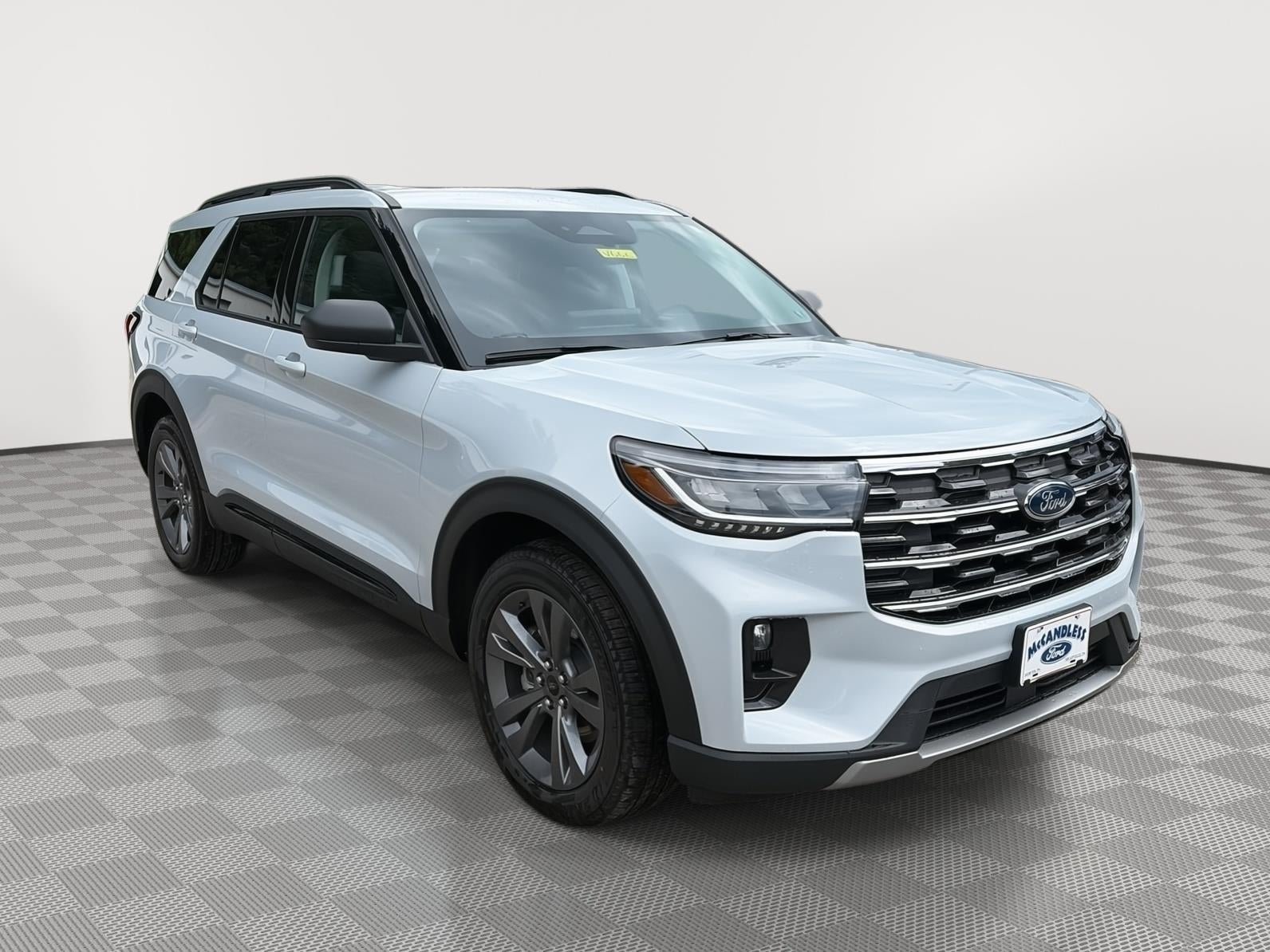 2026 Ford Explorer Active w/200A Pkg