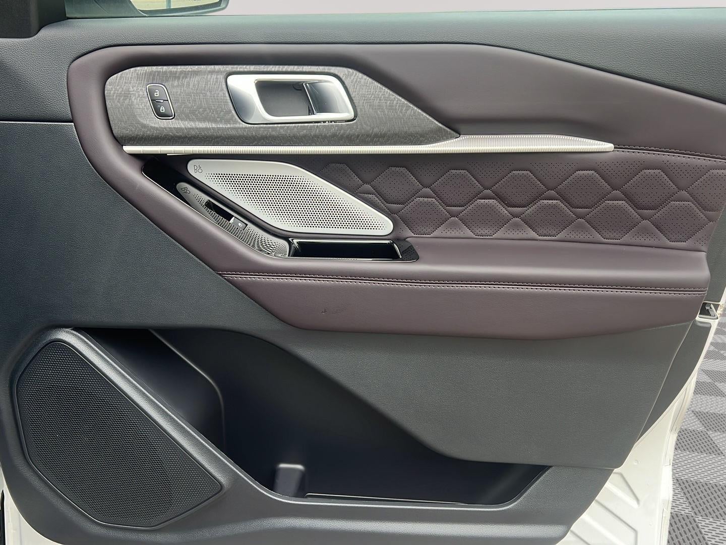 2026 Ford Explorer Platinum - Photo 24
