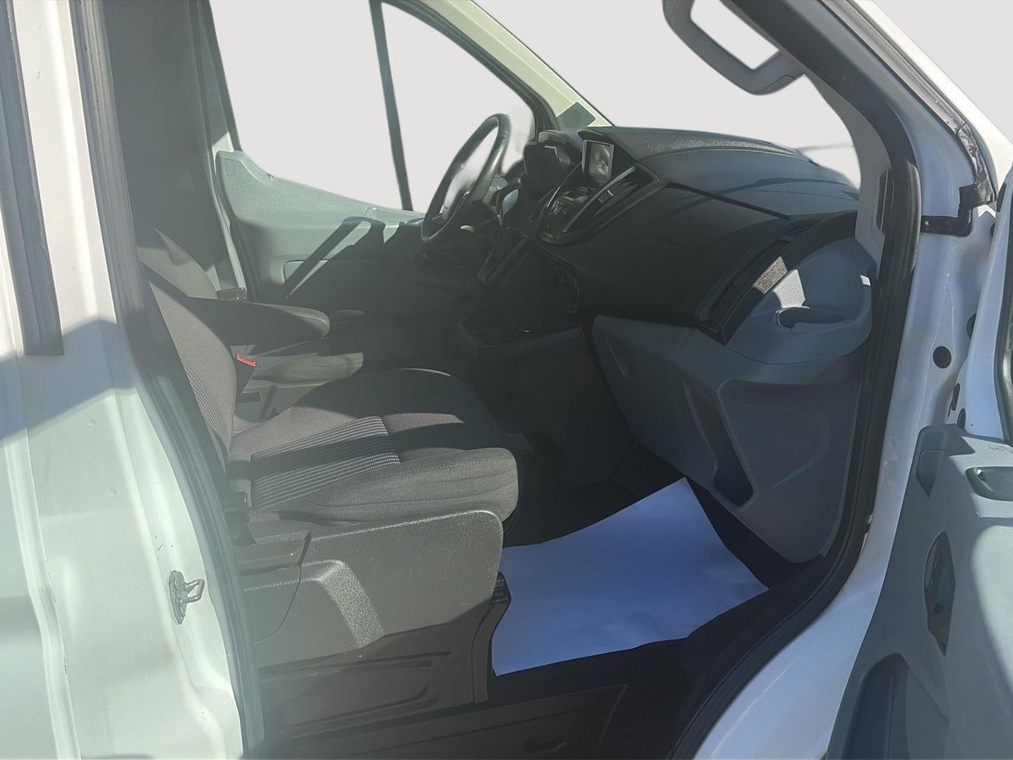 2016 Ford Transit 150 XLT