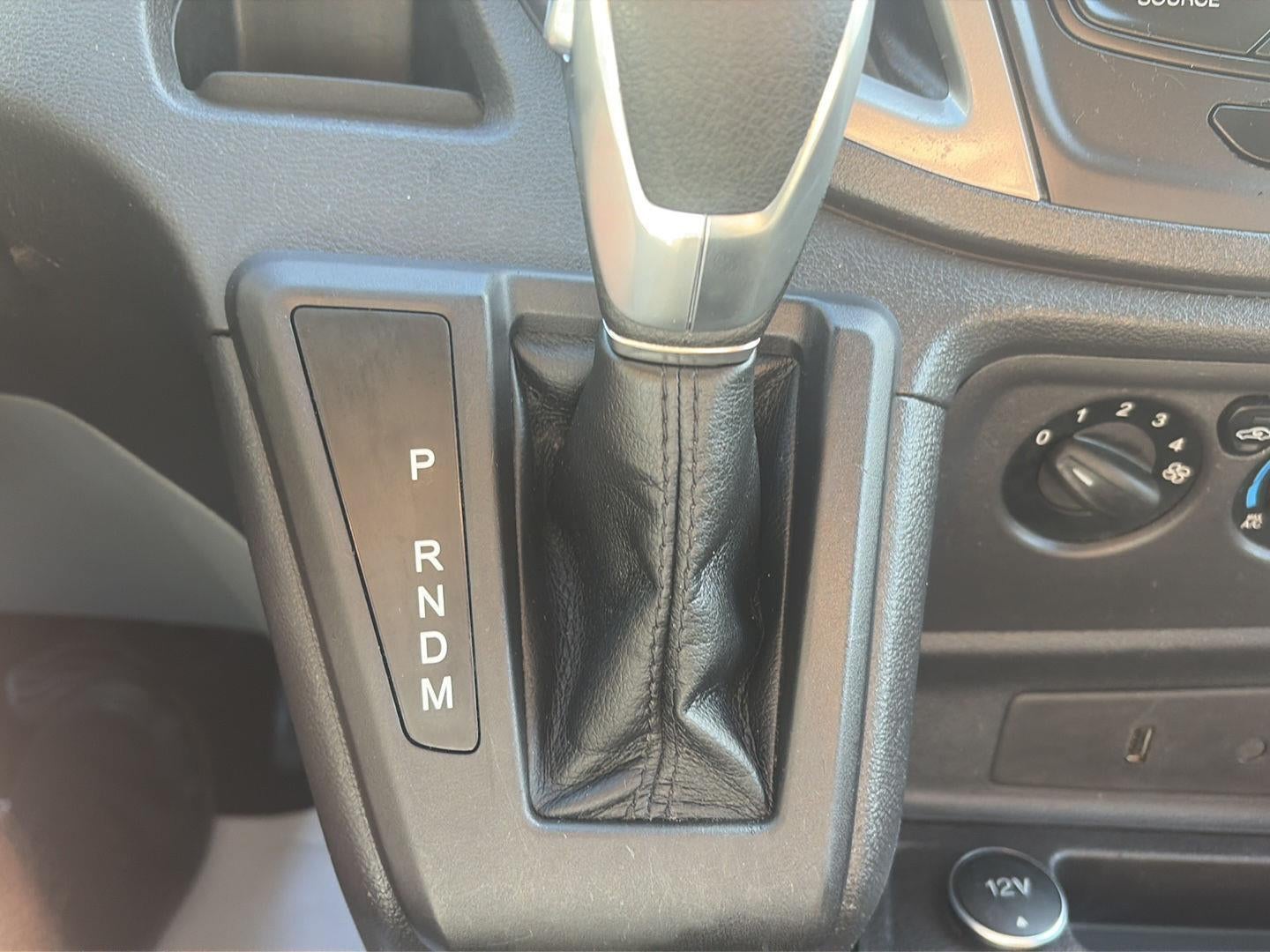 2016 Ford Transit 150 XLT