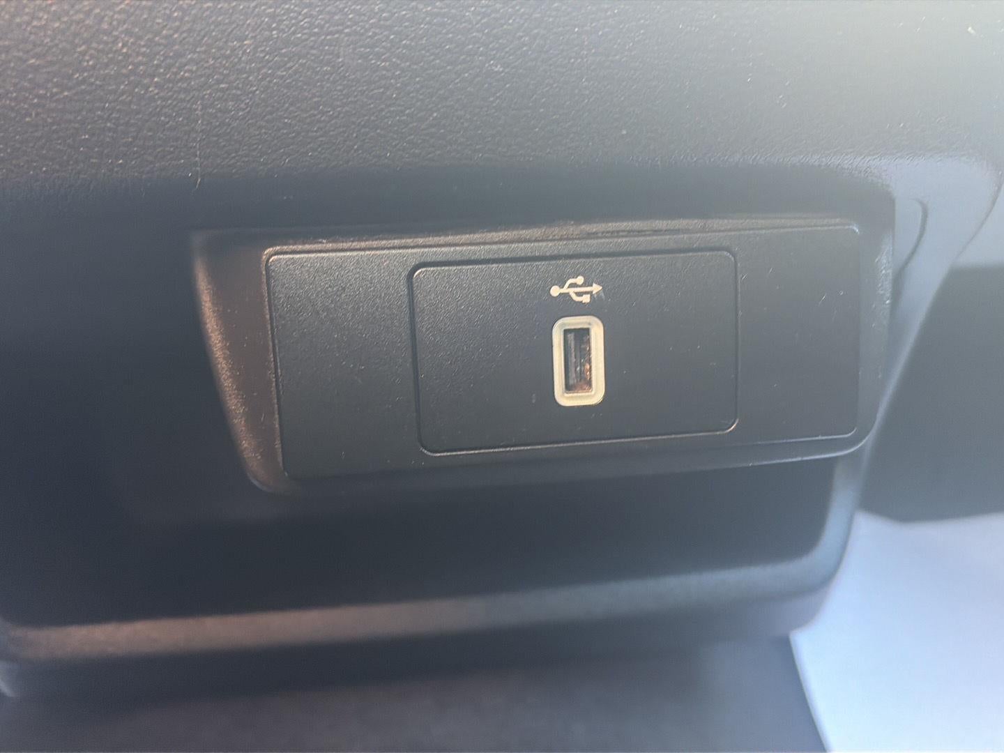 2016 Ford Transit 150 XLT