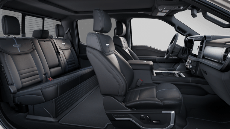 2025 Ford Super Duty F-250 SRW Platinum