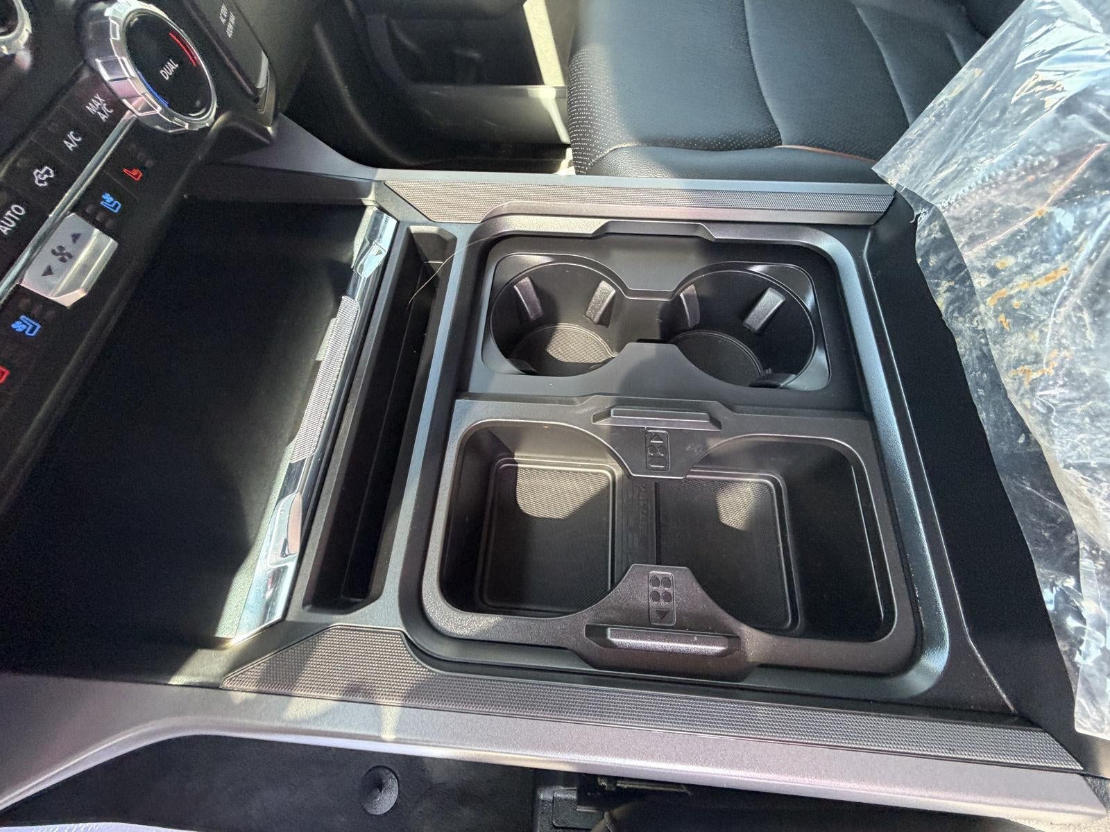 2026 Ford Super Duty F-350 Lariat
