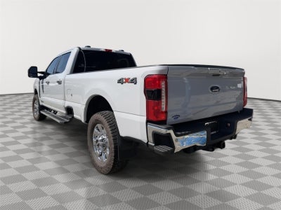 2026 Ford Super Duty F-350 Lariat