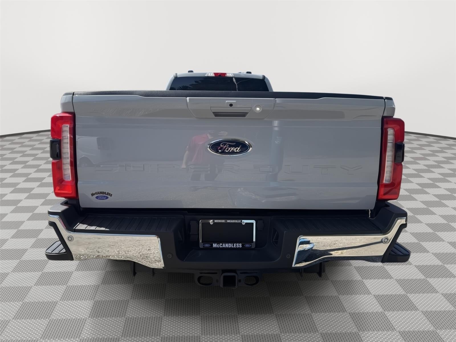 2026 Ford Super Duty F-350 Lariat