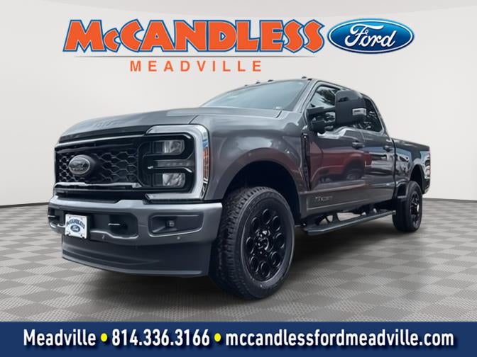 2025 Ford Super Duty F-350 SRW LARIAT