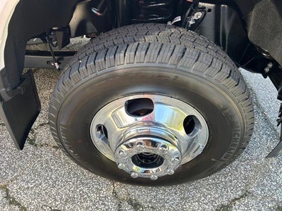 2025 Ford Super Duty F-350 DRW LARIAT